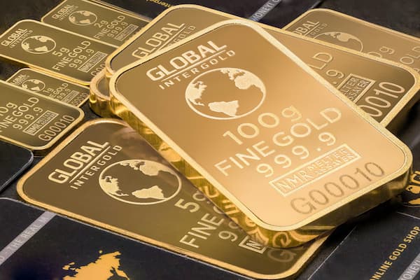  合成材料贵金属材料的区别是什么